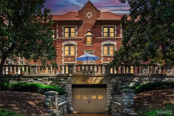 7525 Buckingham Drive #2N, St Louis, MO 63105