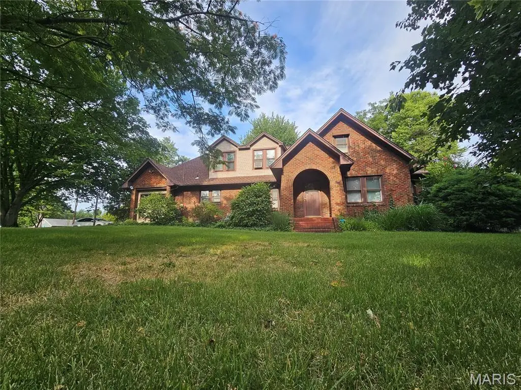 220 S 9th Street, East Alton, IL 62024 - #1