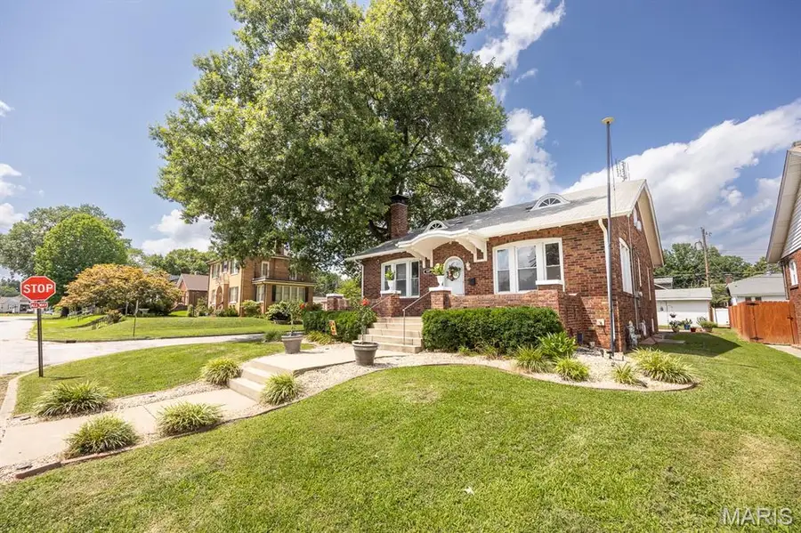 101 N 31st Street, Belleville, IL 62226 - #2