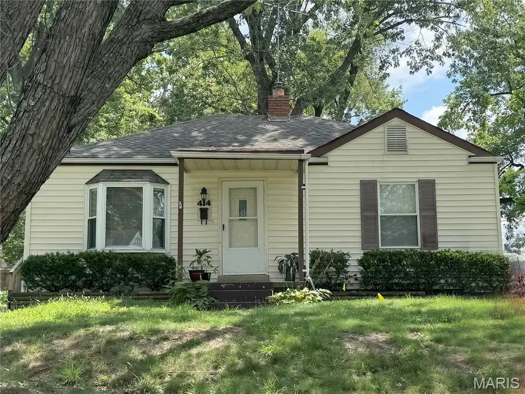 414 Superior Drive, Saint Louis, MO 63135 - #1