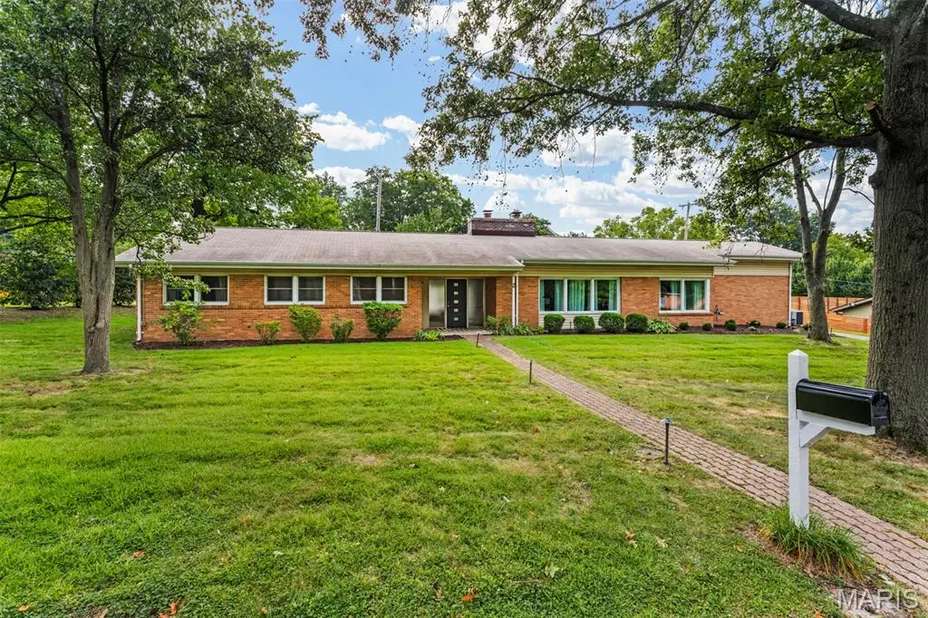 #2 Stoneyside Lane, Olivette, MO 63132 - #1