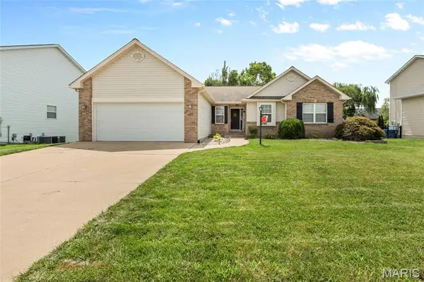 7022 Richmond Drive, Glen Carbon, IL 62034