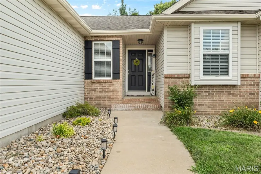 7022 Richmond Drive, Glen Carbon, IL 62034 - #2