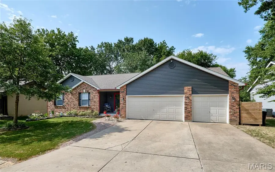49 Savoy Drive, Lake Saint Louis, MO 63367 - #3