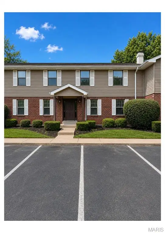 1861 High Sun Drive, Florissant, MO 63031
