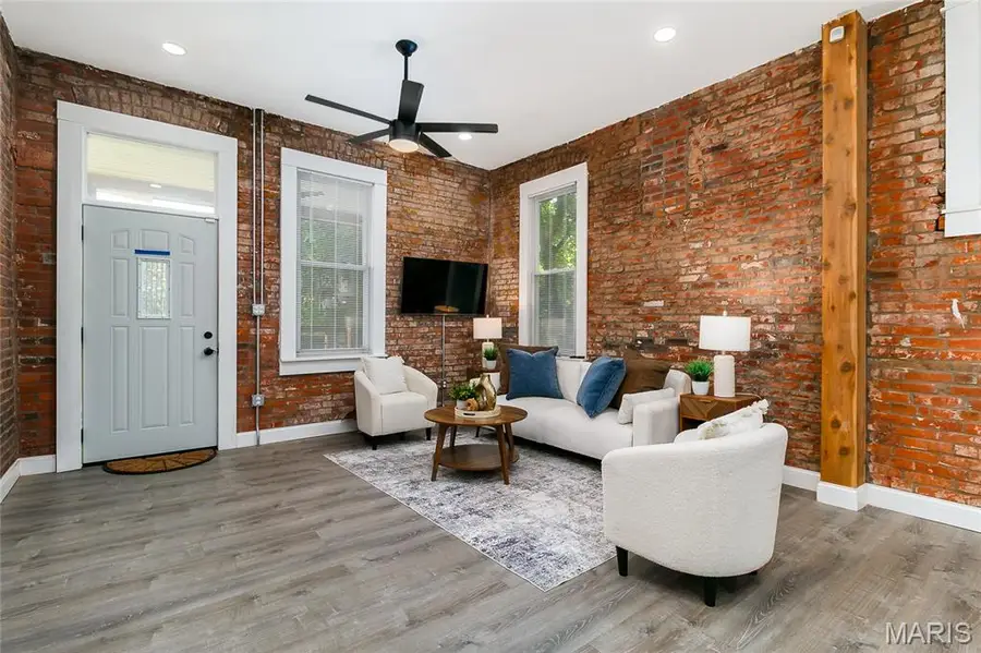 3921 Blair Avenue, Saint Louis, MO 63107 - #3