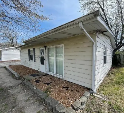 128 Saint Thomas Lane, Cahokia, IL 62206 - #2