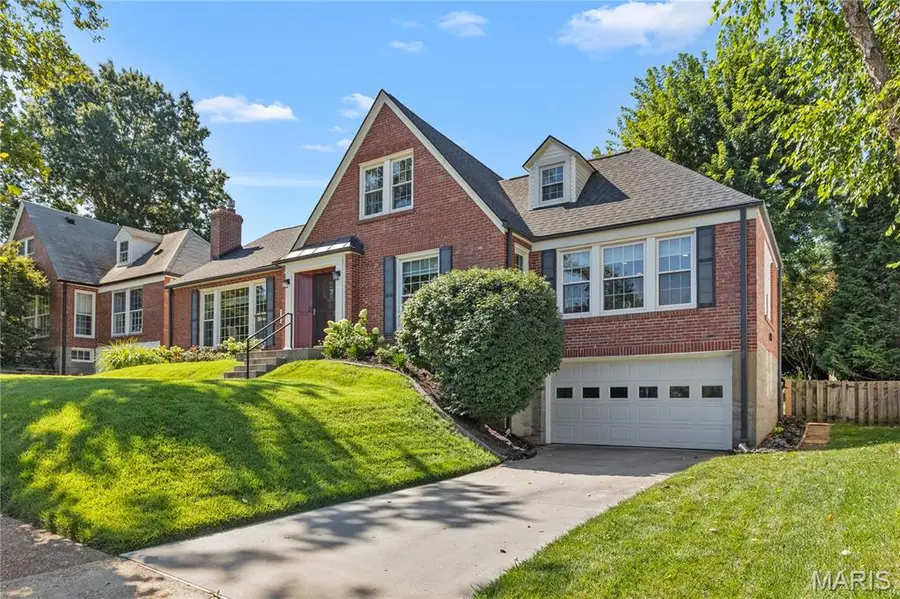 7910 Lafon Place, University City, MO 63130 - #2