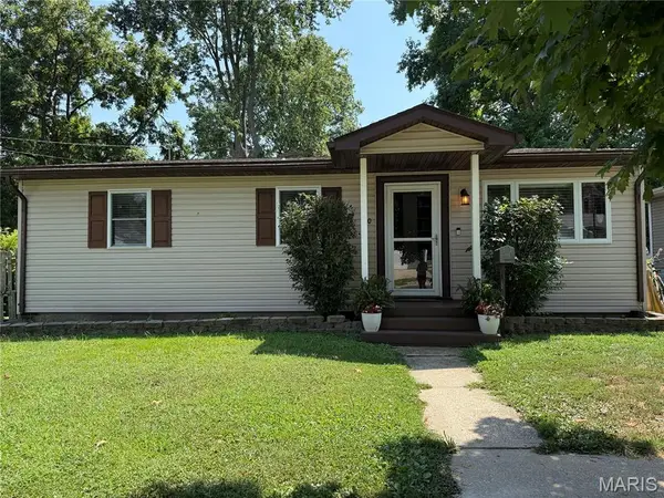 720 E Main Street, Greenville, IL 62246