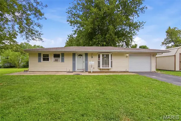 802 Cypress Court, O'Fallon, IL 62269