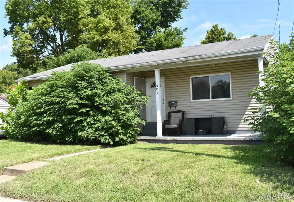 302 Barthel Avenue, Saint Charles, MO 63301 - #1