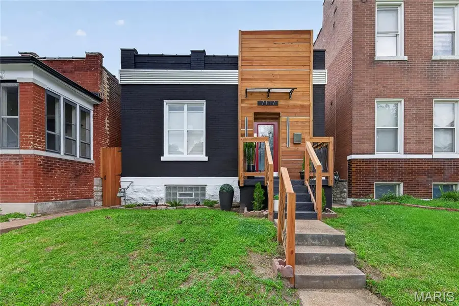 7117 Vermont Avenue, Saint Louis, MO 63111 - #3