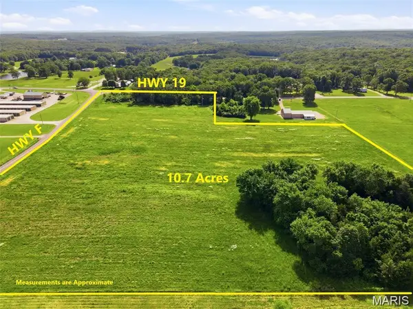 10.7 +/- Highway F, Unincorporated, MO 65041