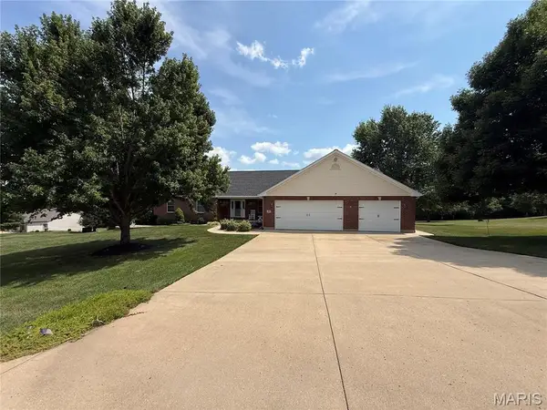 208 Pennant Drive, Washington, MO 63090