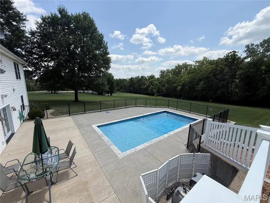 208 Pennant Drive, Washington, MO 63090 - #2