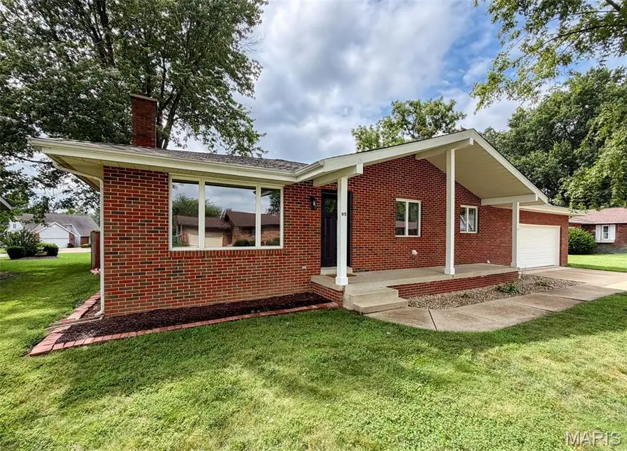 95 Sunflower Drive, Highland, IL 62249 - #3