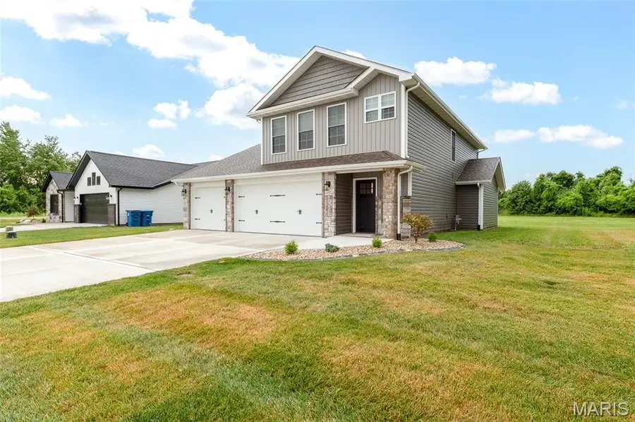 3605 Justine Drive, Pontoon Beach, IL 62040 - #2