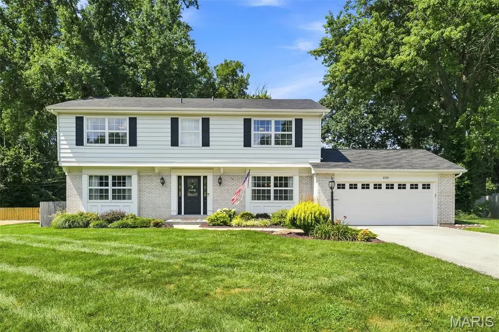 330 Algonquin Drive, Ballwin, MO 63011 - #1