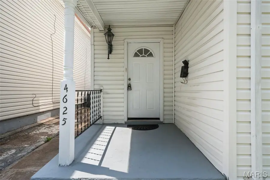 4625 Adkins Avenue, Saint Louis, MO 63116 - #3
