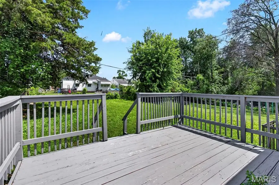 5630 Gatesworth Avenue, Jennings, MO 63136 - #3