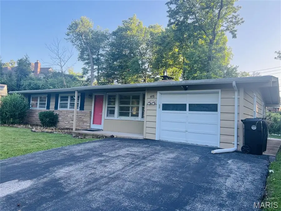 615 Crest Court, Kirkwood, MO 63122 - #2