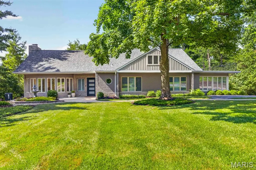 12237 Ladue Road, Creve Coeur, MO 63141 - #1