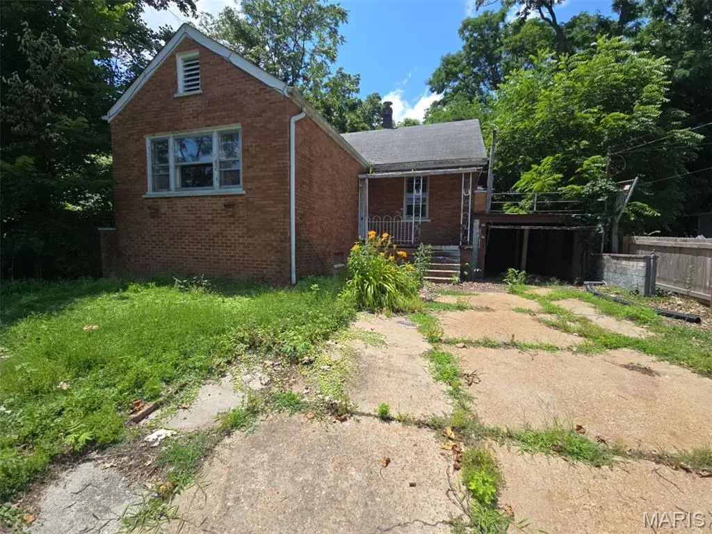 2721 Old Hanley Road, Saint Louis, MO 63114 - #1
