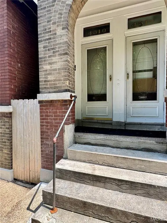 4510 Minnesota Avenue, Saint Louis, MO 63111 - #2