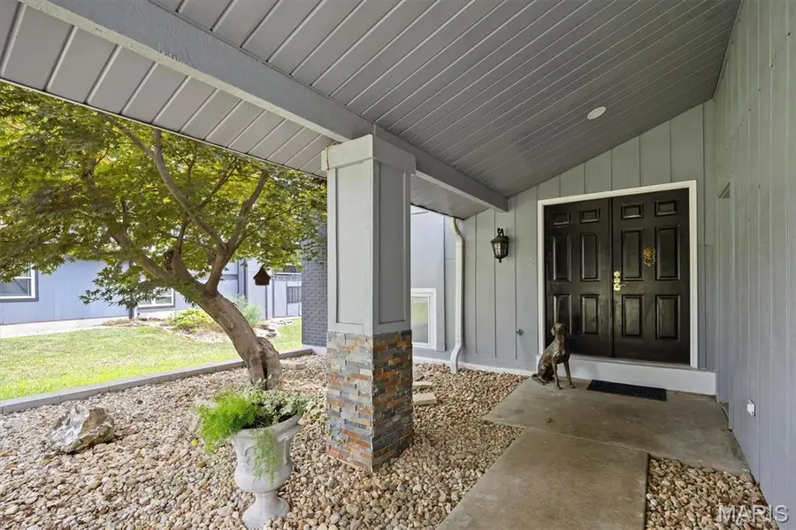 77 S Meadow Lane, Glen Carbon, IL 62034 - #2
