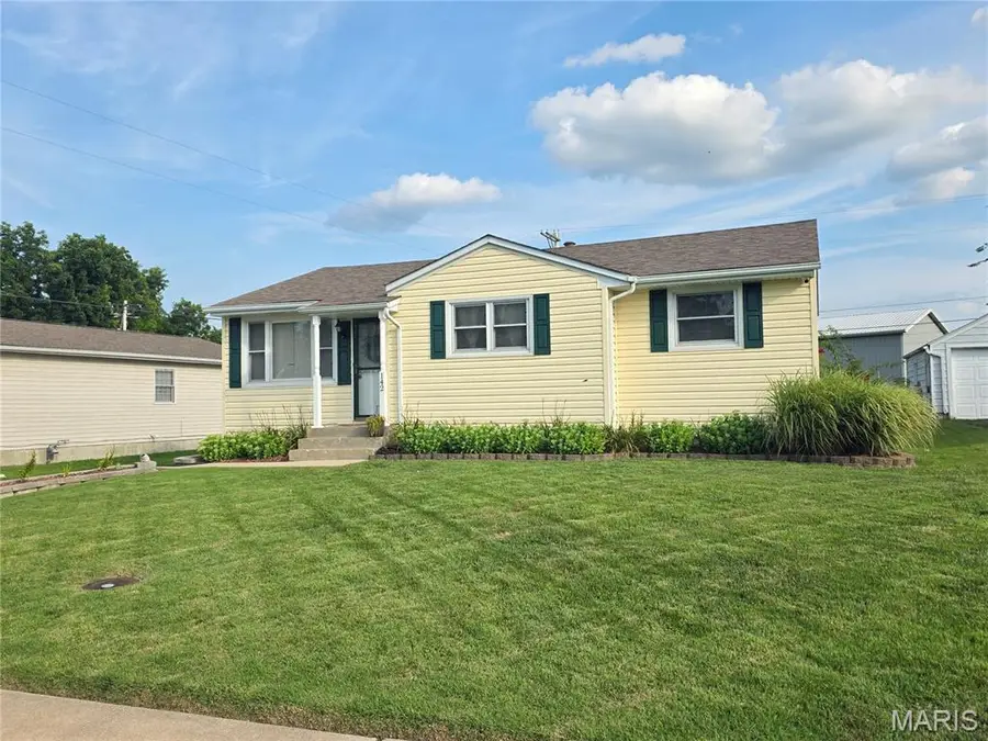 142 Linn Drive, Ste Genevieve, MO 63670 - #2