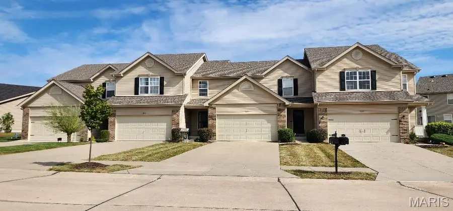 1844 Sterling Oaks Drive, Saint Peters, MO 63376 - #2