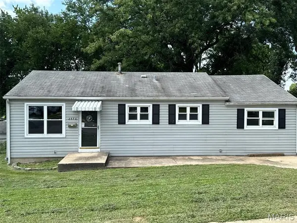 2570 Mullanphy Lane, Florissant, MO 63031
