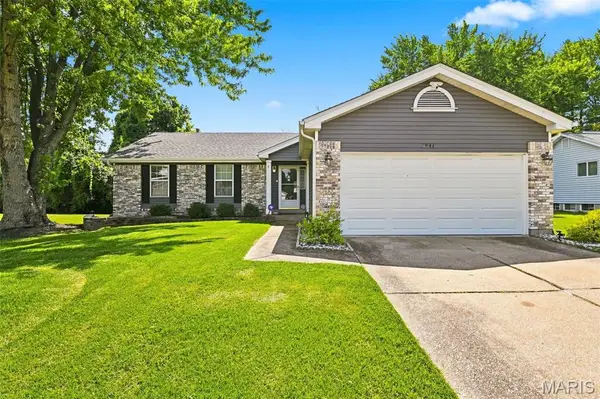 3946 Salvation Road, Florissant, MO 63034
