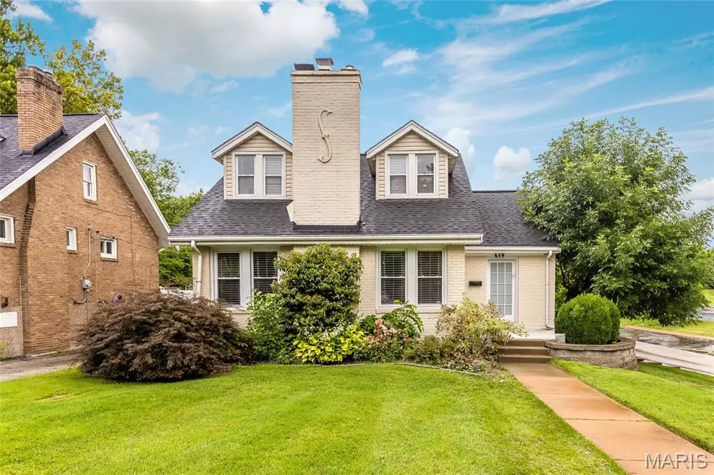 619 N Rock Hill Road, Rock Hill, MO 63119 - #1