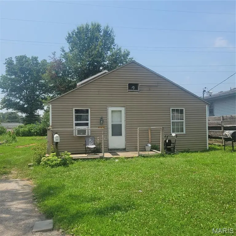 503 S Market Street, Hartford, IL 62048 - #2
