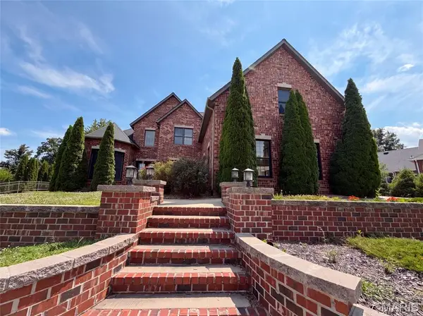 120 Fox Hill Court, Edwardsville, IL 62025