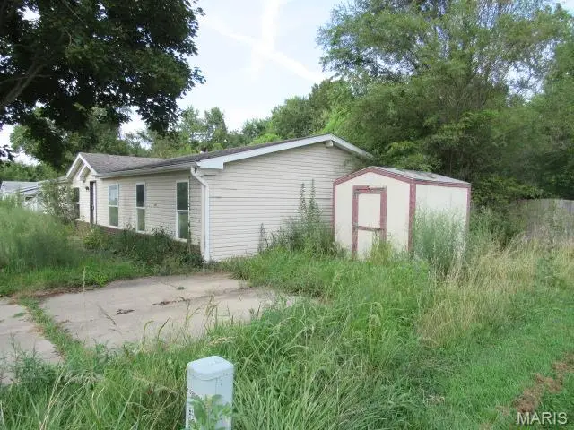 10910 Hunters Creek Drive, Lebanon, IL 62254 - #2