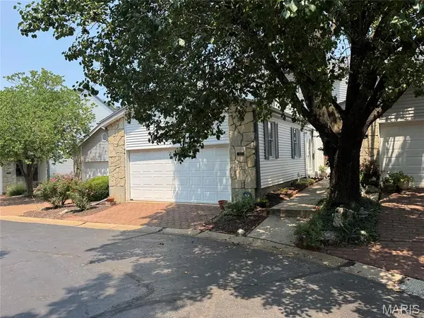 1510 Walpole Drive, Chesterfield, MO 63017