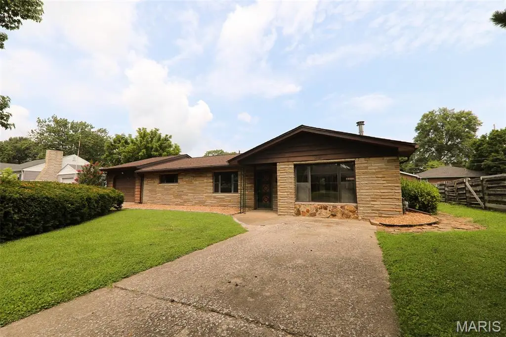 2029 Lindell Boulevard, Granite City, IL 62040 - #1