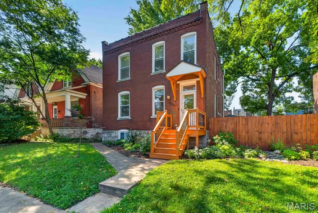 4220 Wyoming Street, Saint Louis, MO 63116 - #1