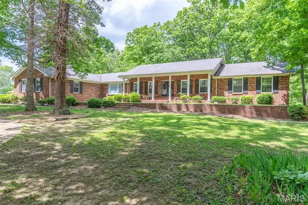1103 E Cherry Street, Doniphan, MO 63935