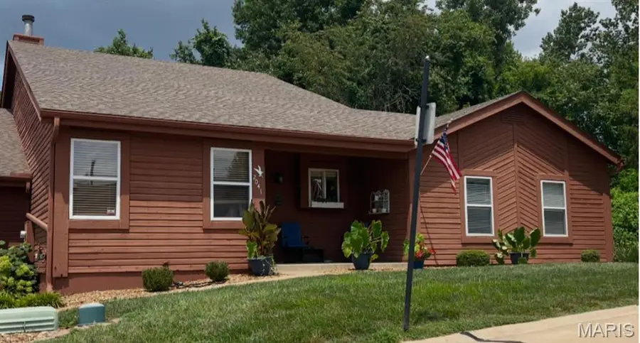 2041 Bayonne Drive #27C, Saint Charles, MO 63303 - #2