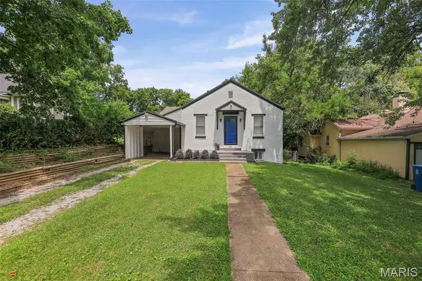 118 Hazel Avenue, Belleville, IL 62223