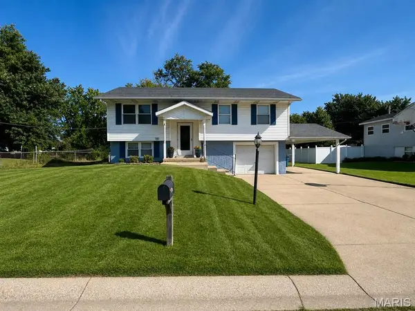 332 Saturn Drive, Godfrey, IL 62035