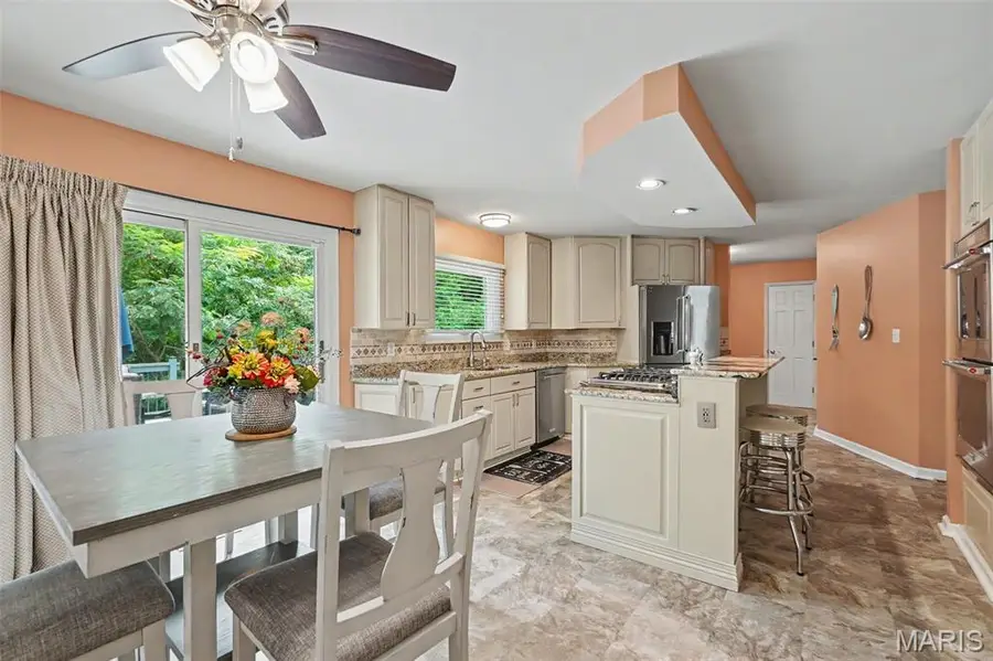 358 Ridgemeadow Drive, Chesterfield, MO 63017 - #3