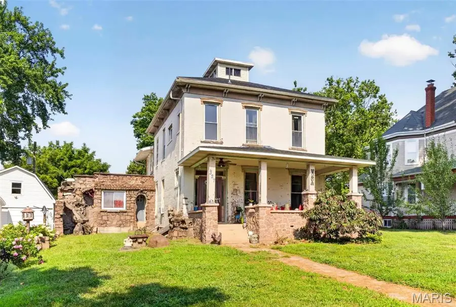 327 N 3rd Street, Greenville, IL 62246 - #3