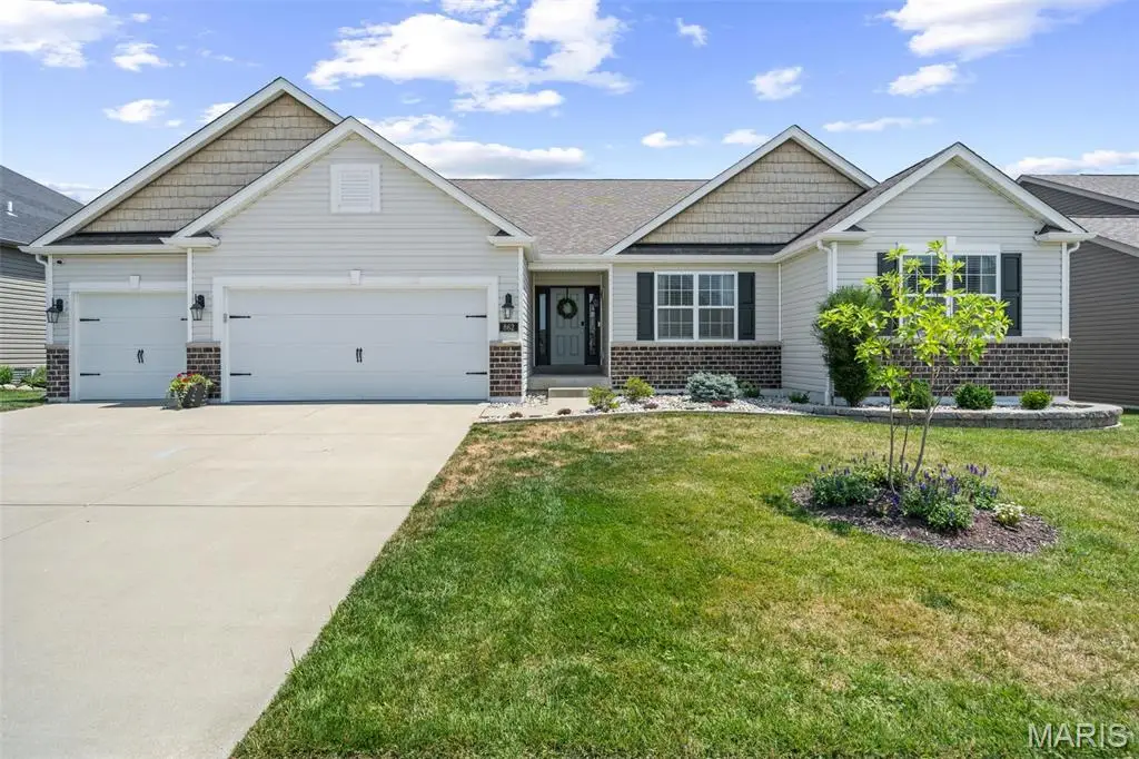 862 Topsfield Drive, Lake Saint Louis, MO 63367 - #1