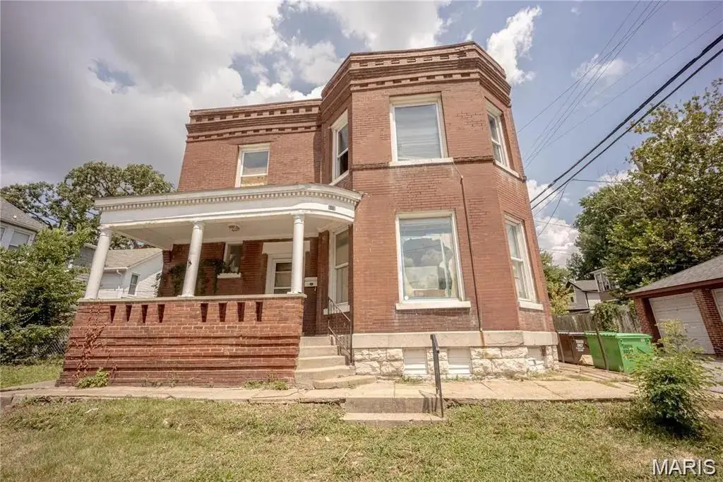 419 Mott Street, Saint Louis, MO 63111 - #1