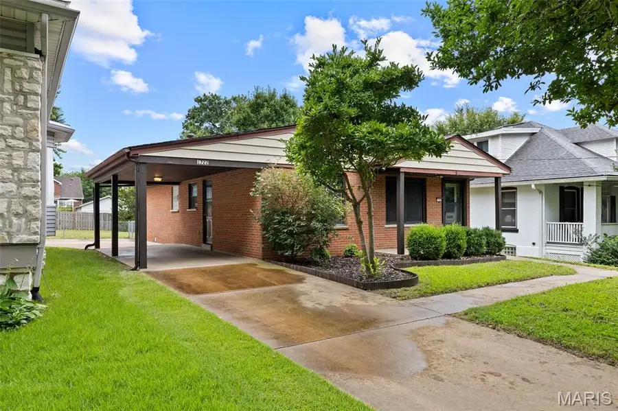 1722 Boneta Avenue, Richmond Heights, MO 63117 - #2