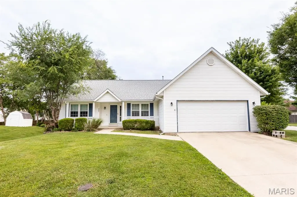 3246 Hunters Way, Belleville, IL 62221 - #1